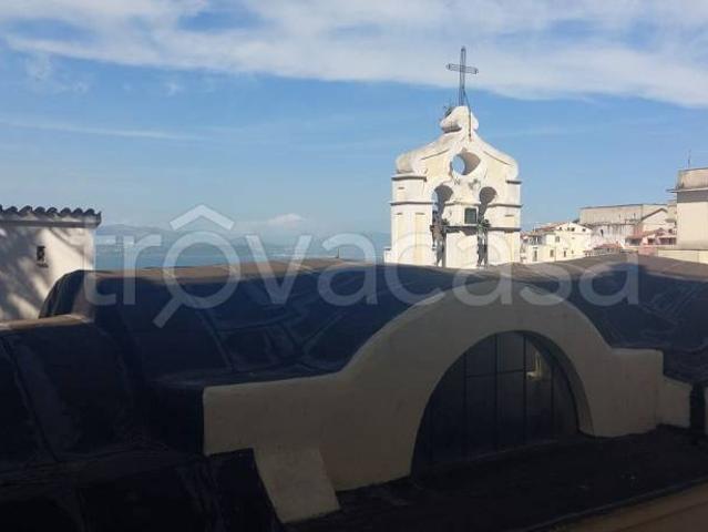 Loft/open space in vendita a Gaeta via Aragonese