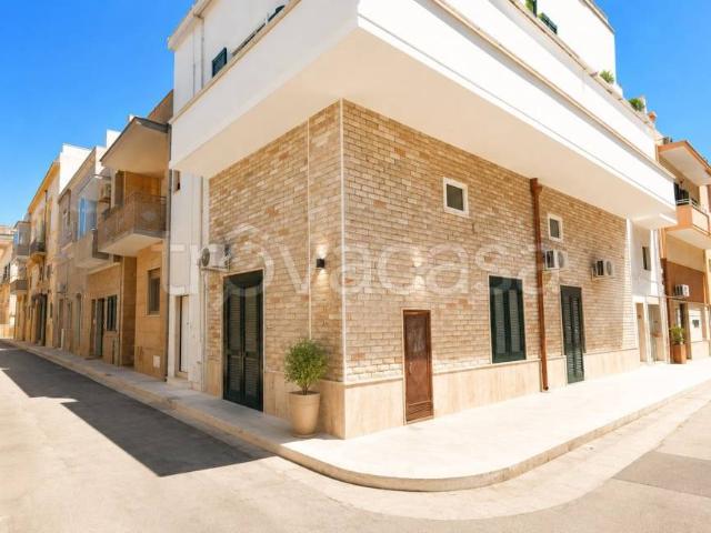 Loft/open space in vendita a Gallipoli via Alfonso Castriota