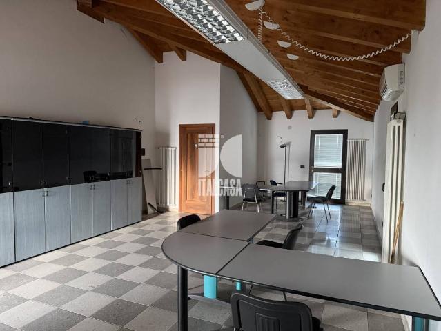 Loft/open space in vendita a Mottella, San Giorgio Bigarello