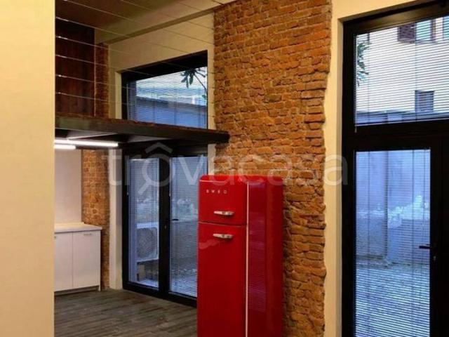 Loft/open space in vendita a Milano, Città Studi