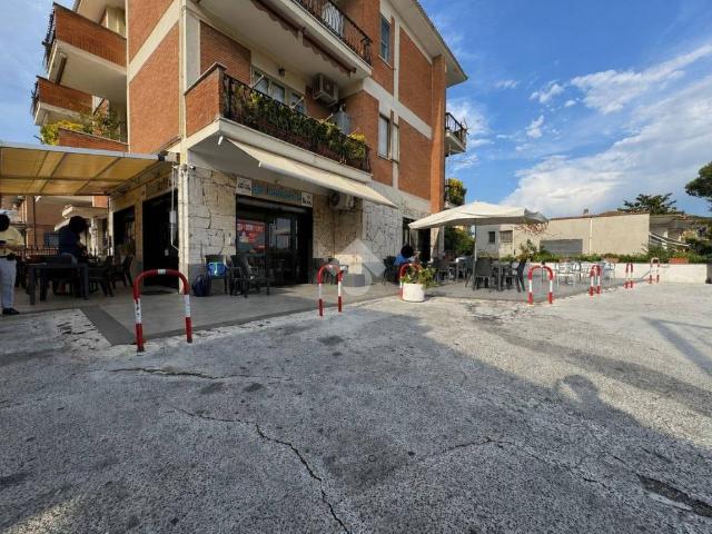 Loft/open space in vendita a Roma via Orrea, Cesano