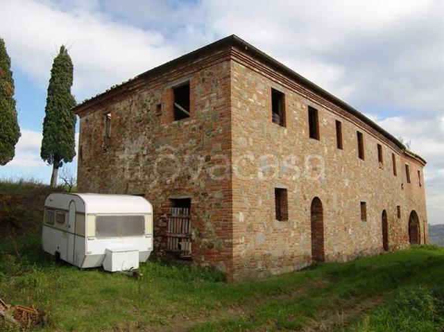 Loft/open space in vendita a Torrita di Siena