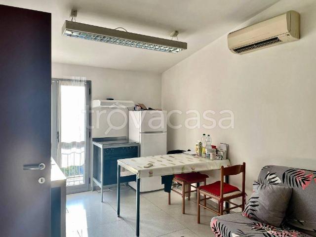Loft/open space in affitto a Milano, Villa San Giovanni