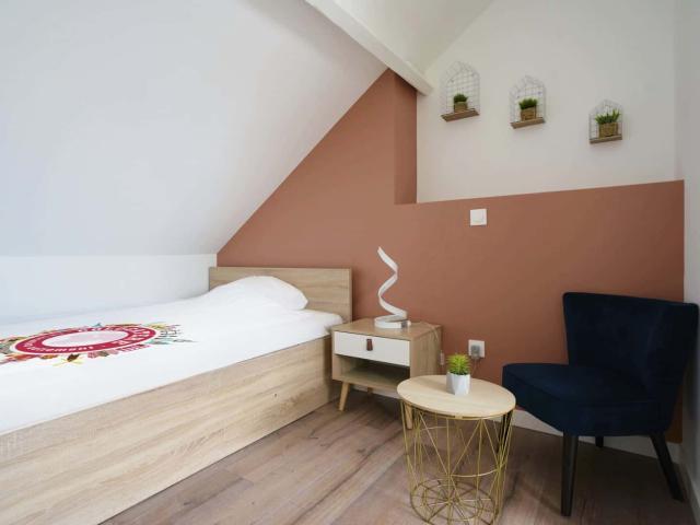 logement 4 CHARLES QUINT J