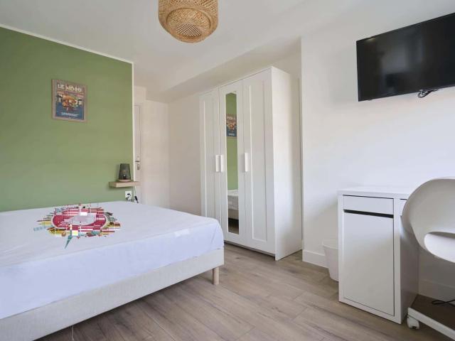 logement 4 DESCHODT R