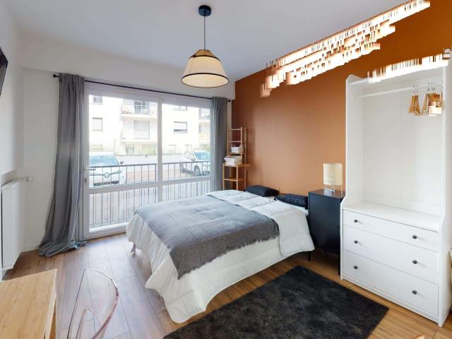 logement 4 LOUIS BLANC