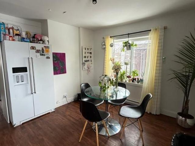 Logement 4 1/2 à louer