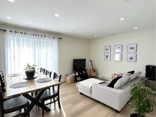 Logement 4 1/2 à louer Sainte Thérèse