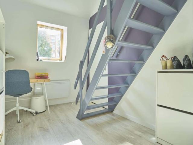 logement 5 BECKER D