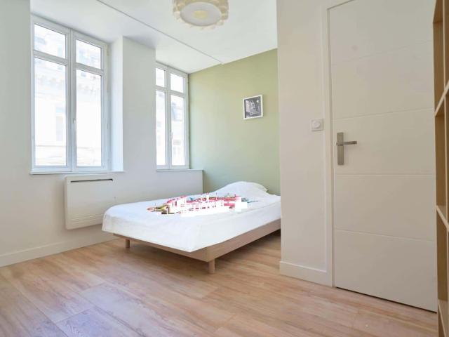 logement 5 COLBERT J