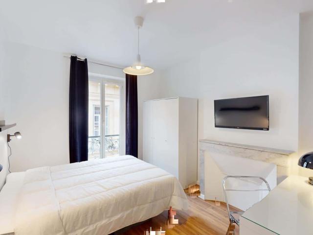 logement 5 GRIGNAN