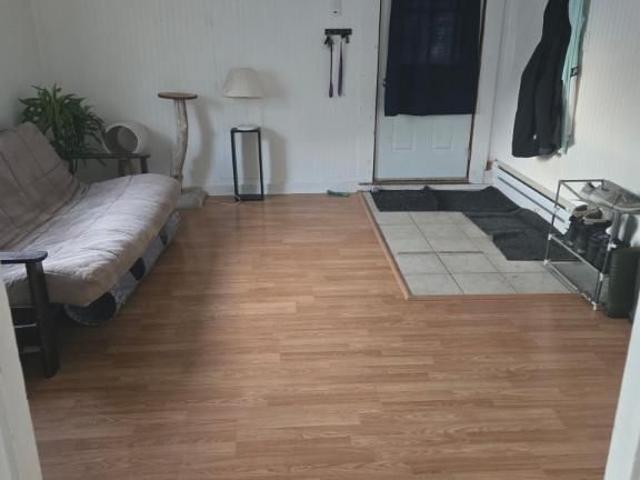 Logement 5 1/2 disponible juillet 2026