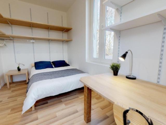 logement 12 m2 avec salle d’eau privative