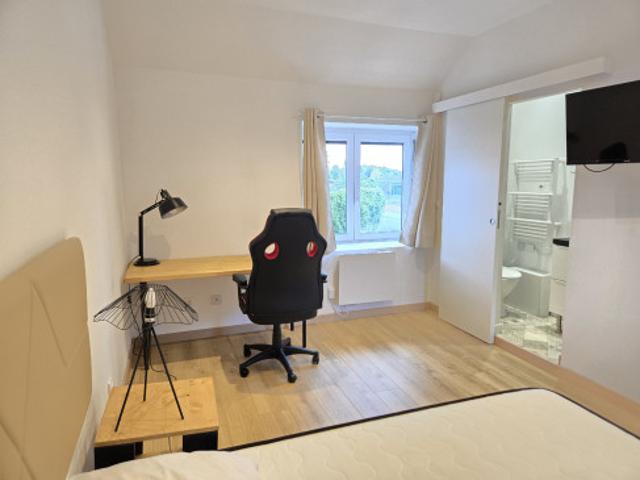 logement 17m² dans location SDD privée avec garag
