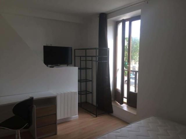 logement 1 CERGY Nationale