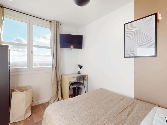 logement 1 CERGY Colonnes