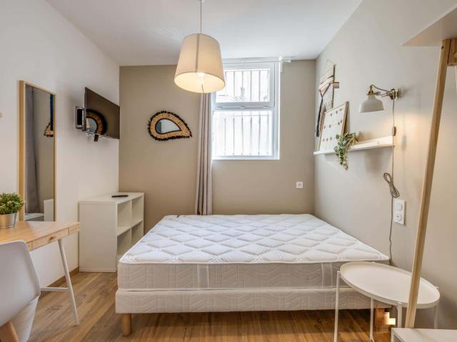 logement 1 JARDIN PUBLIC