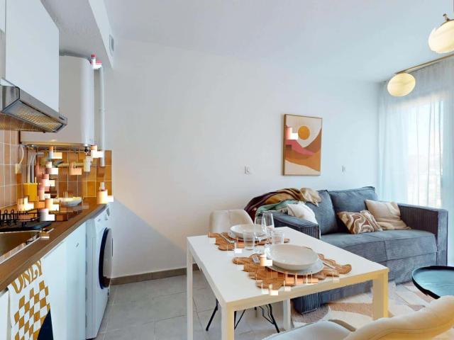 logement 1 PALAVAS L