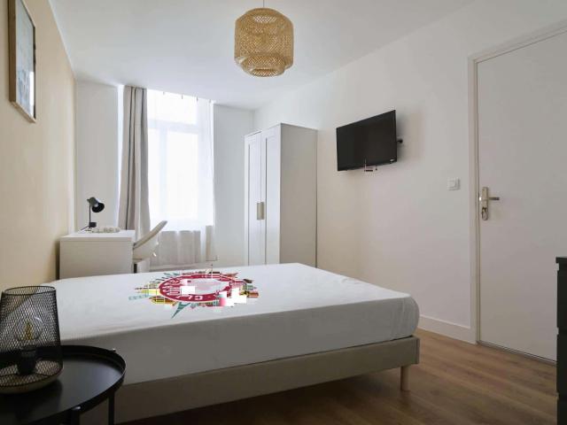 logement 2 COURT DEBOUT