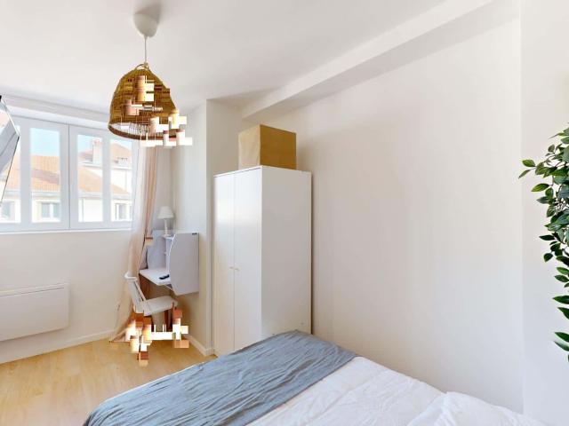 logement 2 GALLIENI F