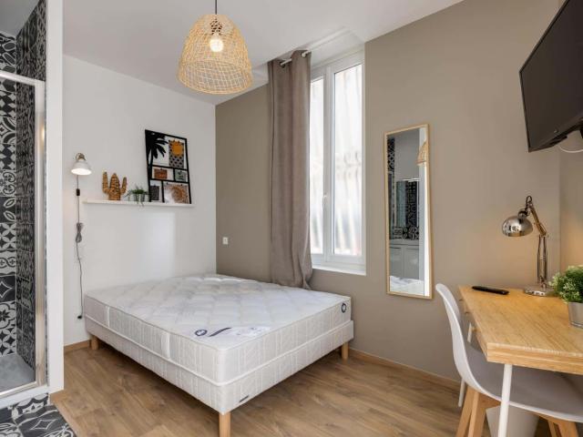 logement 2 JARDIN PUBLIC