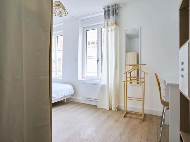 logement 3 MALAKOFF M