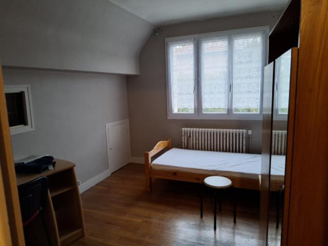 logement tout confort 100m fac médecine et campus
