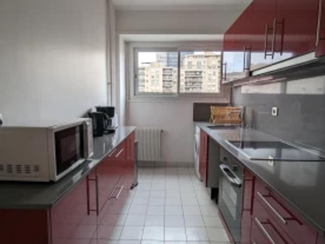 logement à louer en location Courbevoie 92400