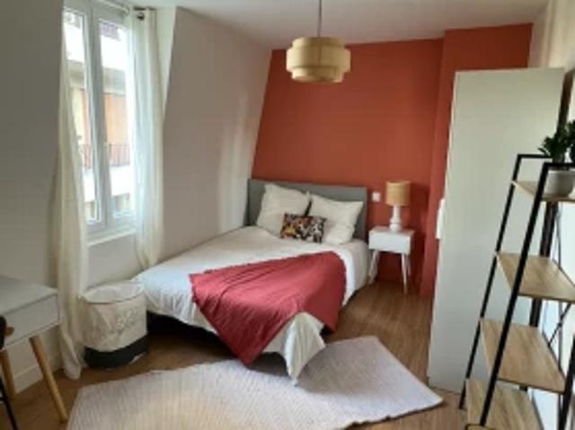 logement à louer en location Suresnes 92150