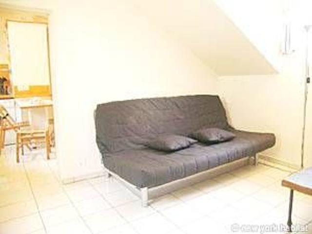 Logement à Paris, Location meublée Studio T1 Mouffetard, Quartier Latin Panthéon PA 3664