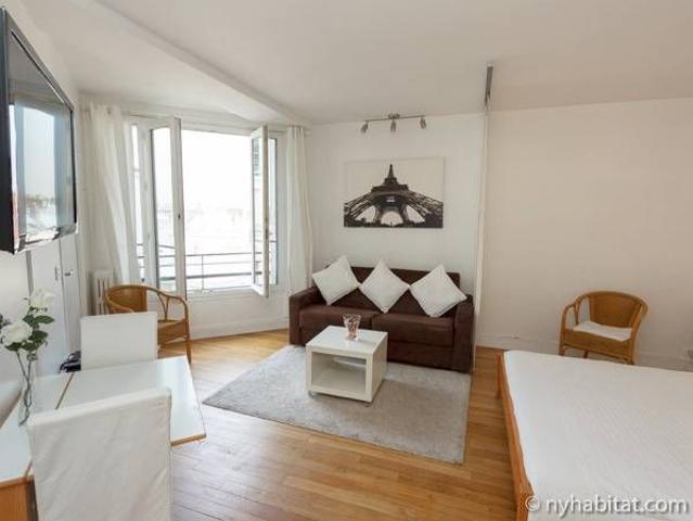 Logement à Paris, Location meublée Studio T1 Grands Boulevards, Bourse Sentier Montorgueil PA 4211