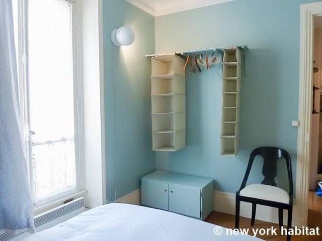 Logement à Paris, Location meublée T2 Saint Germain des Prés PA 2301