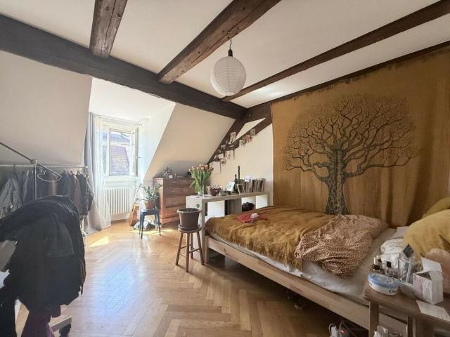 Logement atypique avec vue sur la cathédrale