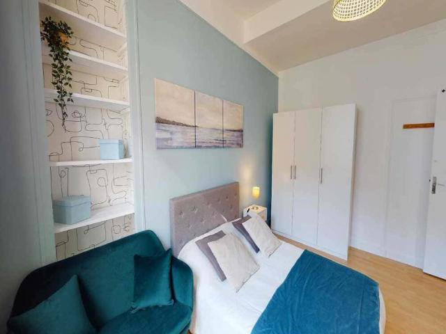 logement dans le Quai d'Anjou 75004