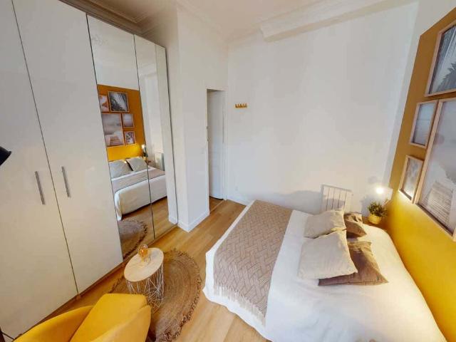 logement dans le rue d'Amsterdam