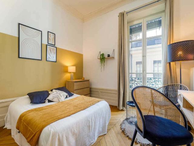 logement dans le rue de la république