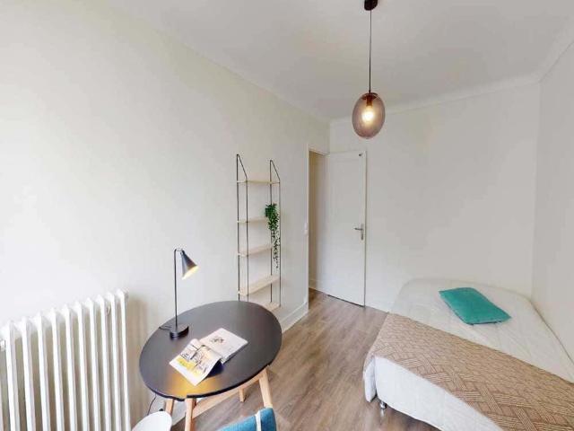 logement dans le Rue de Saussure
