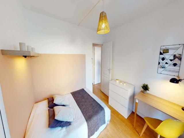 logement dans le rue Juge