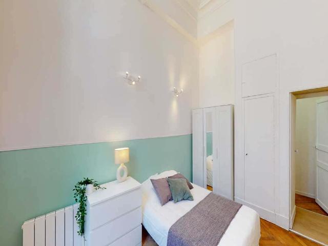 logement dans le rue Peyras