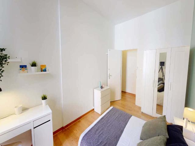 logement dans le rue Peyras