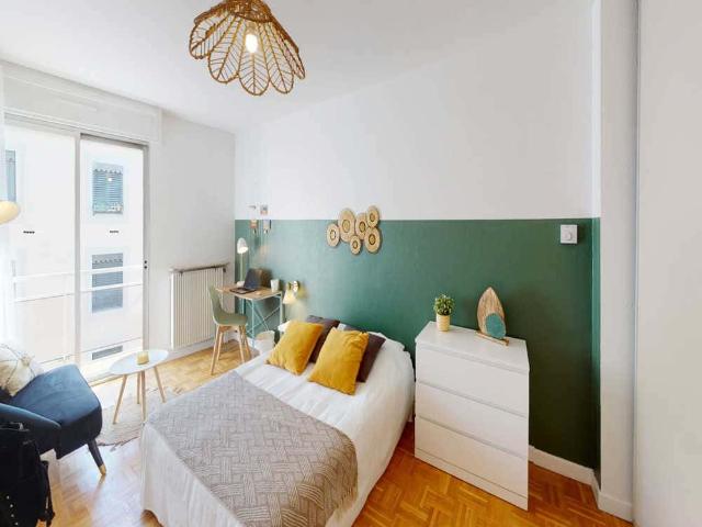 logement dans le Rue Salomon Reinach