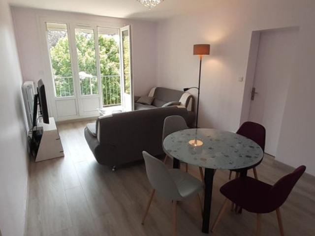 logement dans location 78m² Tours Bergeonnerie