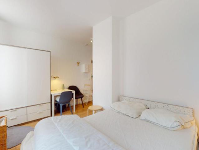 logement dans une location de 450m² à Fontainebleau