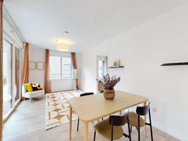 logement dans une location de 62m² à Asnières sur Seine