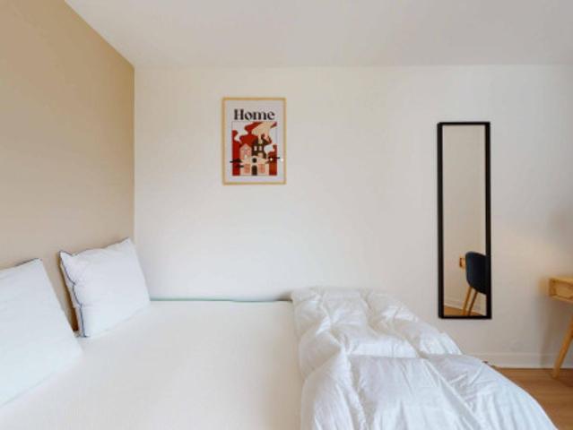 logement dans une location de 80m² à Guyancourt