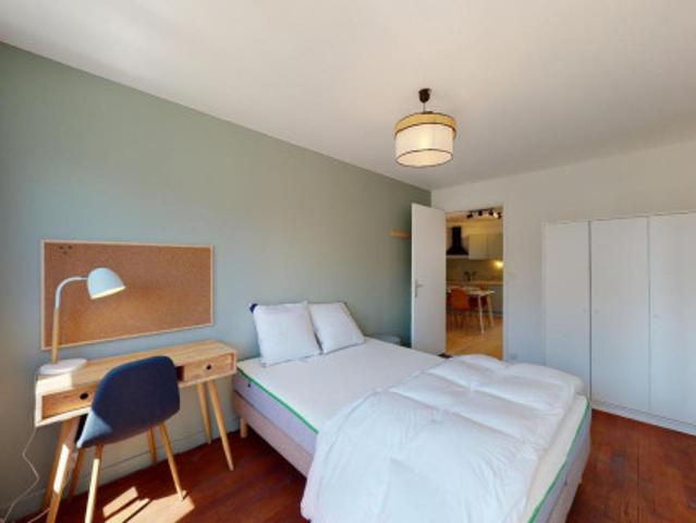 logement dans une location de 93m² à Nantes