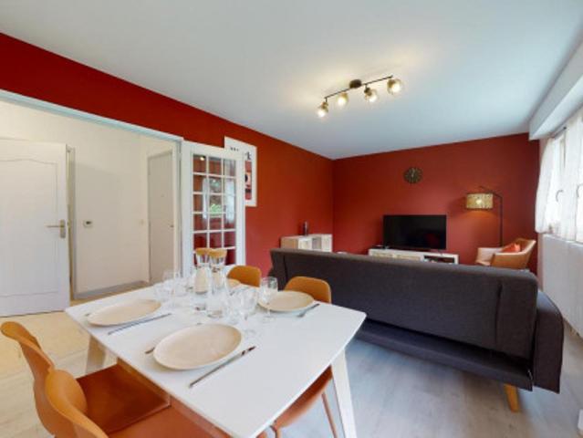logement dans une location de 97m² à Aix en Provence