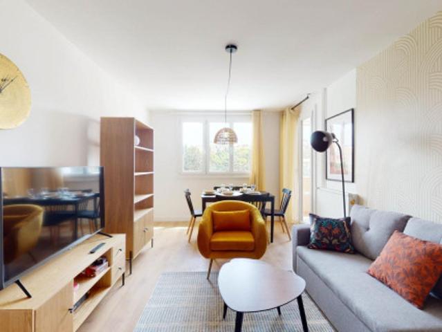 logement dans une location de 98m² à Aix en Provence