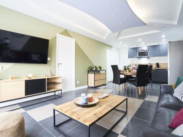 logement dans une location de 98m² à Lille