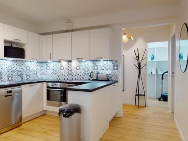 logement dans une location de 99m² à Puteaux